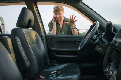 Get Emergency Service or Regular Maintenance of Your Car Lock!