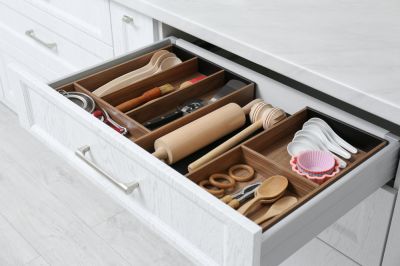 Get Drawers Organized to Eliminate Clutter!