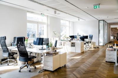 Keep the Office Looking Neat and Organized!
