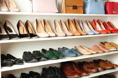 Arrange Your Shoes, Clothes, and Accessories!